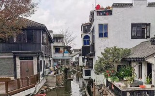 征服阿尔卑斯，攻略大全（攀登巅峰，探索壮丽）