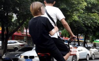 共享单车双人游戏攻略（一起骑行，畅享美好时光；小技巧帮你成为双人共享单车游戏高手）