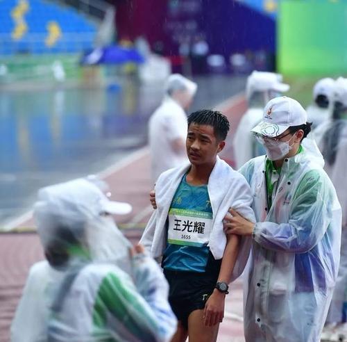 剑与远征（以谁光耀国家队阵容搭配为例，轻松打造不败阵容）-第3张图片-游趣乐园