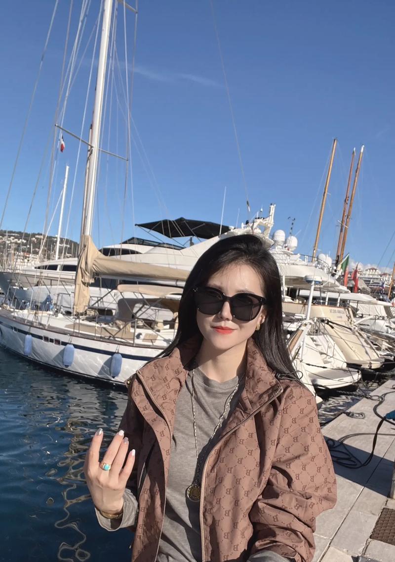 社交名流螳螂装备出装攻略（打造玩转社交圈的完美形象装备）-第2张图片-游趣乐园