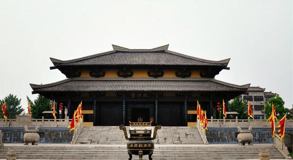 《边城刘邦出装攻略顺序》（全面分析刘邦的出装顺序，助你在战场上无往不利！）-第2张图片-游趣乐园
