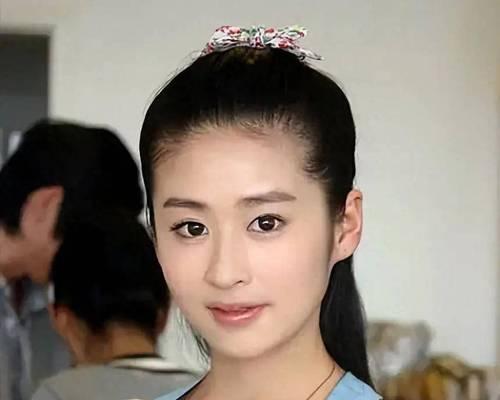 颖儿新装攻略（搭配技巧、穿搭建议、时尚灵感，一网打尽！）-第2张图片-游趣乐园