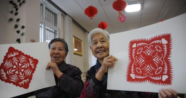 剪纸箱达人游戏攻略（从零基础到剪纸箱达人，一步步解锁技巧与乐趣）-第1张图片-游趣乐园
